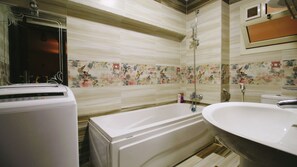Apartment | Badezimmer