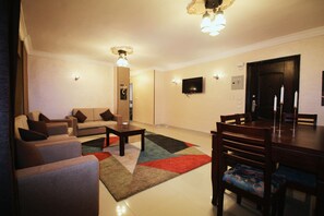 Apartment | Living area - Golden Charming 3-bed Apartment in Cairo (Cairo)