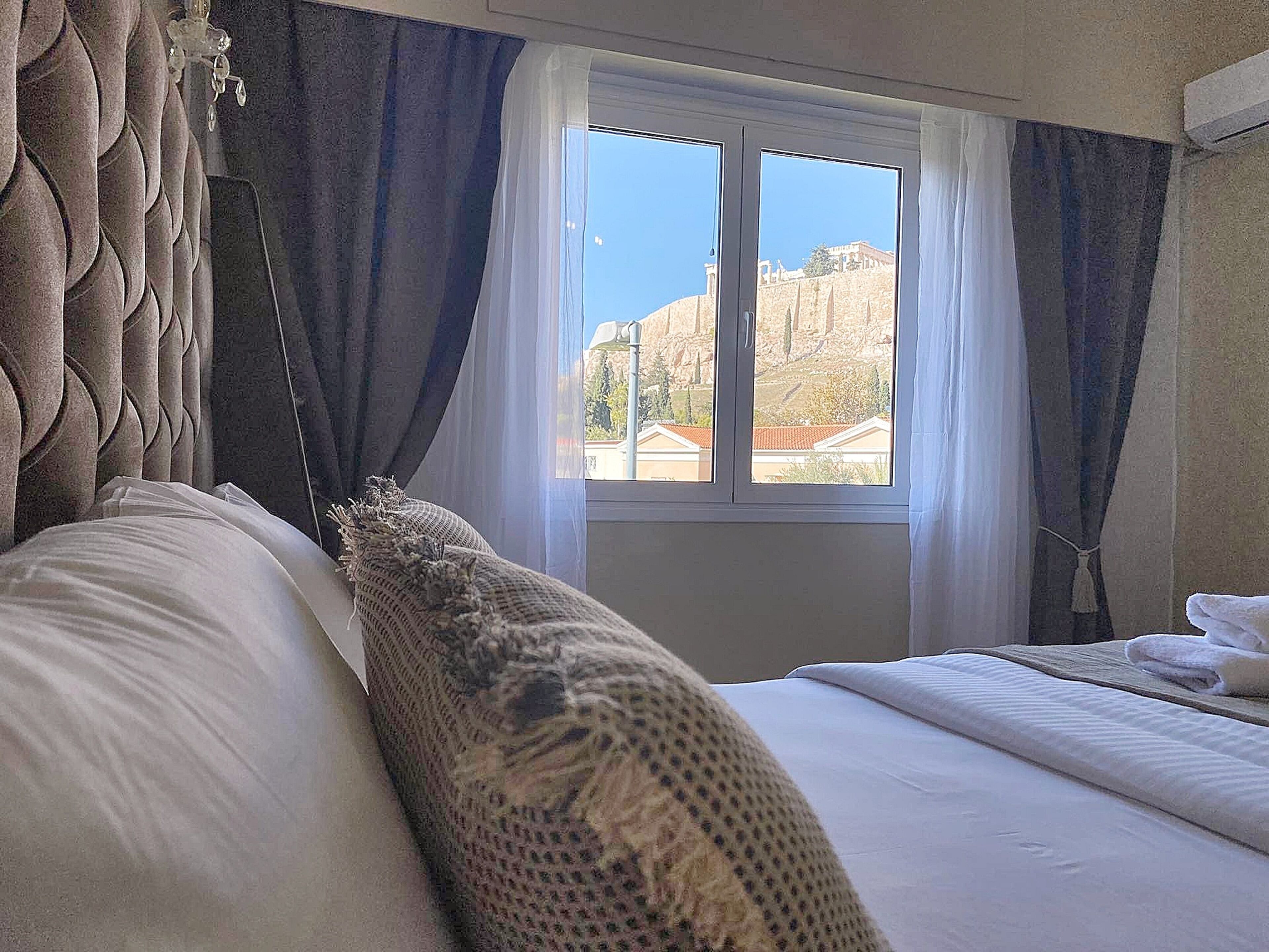 Luxury Apartment | 1 bedroom, premium bedding, soundproofing, iron/ironing board