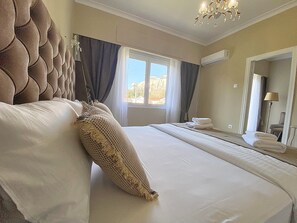 Luxury Apartment | 1 bedroom, premium bedding, soundproofing, iron/ironing board - Check Point - Acropolis View A (Athens)