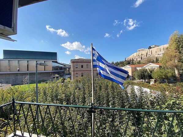 Luxury Apartment | Balcony - Check Point - Acropolis View A (Athens)