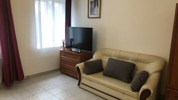 Standard Double Room | Cadar katil