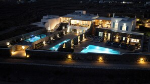Exterior - LUXURY VILLA COMPLEX, CLOSE TO BEACH, FREE DAILY MAID SERVICE (Mykonos)