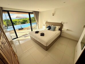 4 bedrooms, in-room safe, iron/ironing board, free WiFi
