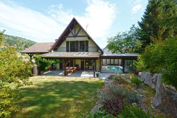 Maison vue d'extérieure