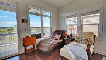 Smart TV, reproductor de DVD y libros