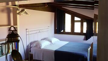 3 camere, ferro/asse da stiro, Wi-Fi gratuito, lenzuola