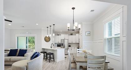 New Four BR Luxury Vacation Home on Hilton Head Beach Gear included