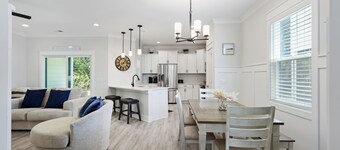 New Four BR Luxury Vacation Home on Hilton Head Beach Gear included