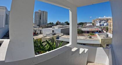 Apartment Double Bed- Sleeps 2 - Free WIFI