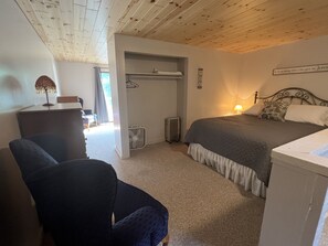 2 bedrooms, free WiFi, bed sheets, wheelchair access