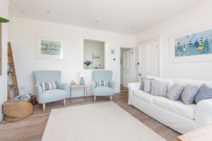 Smart TV, DVD player, books