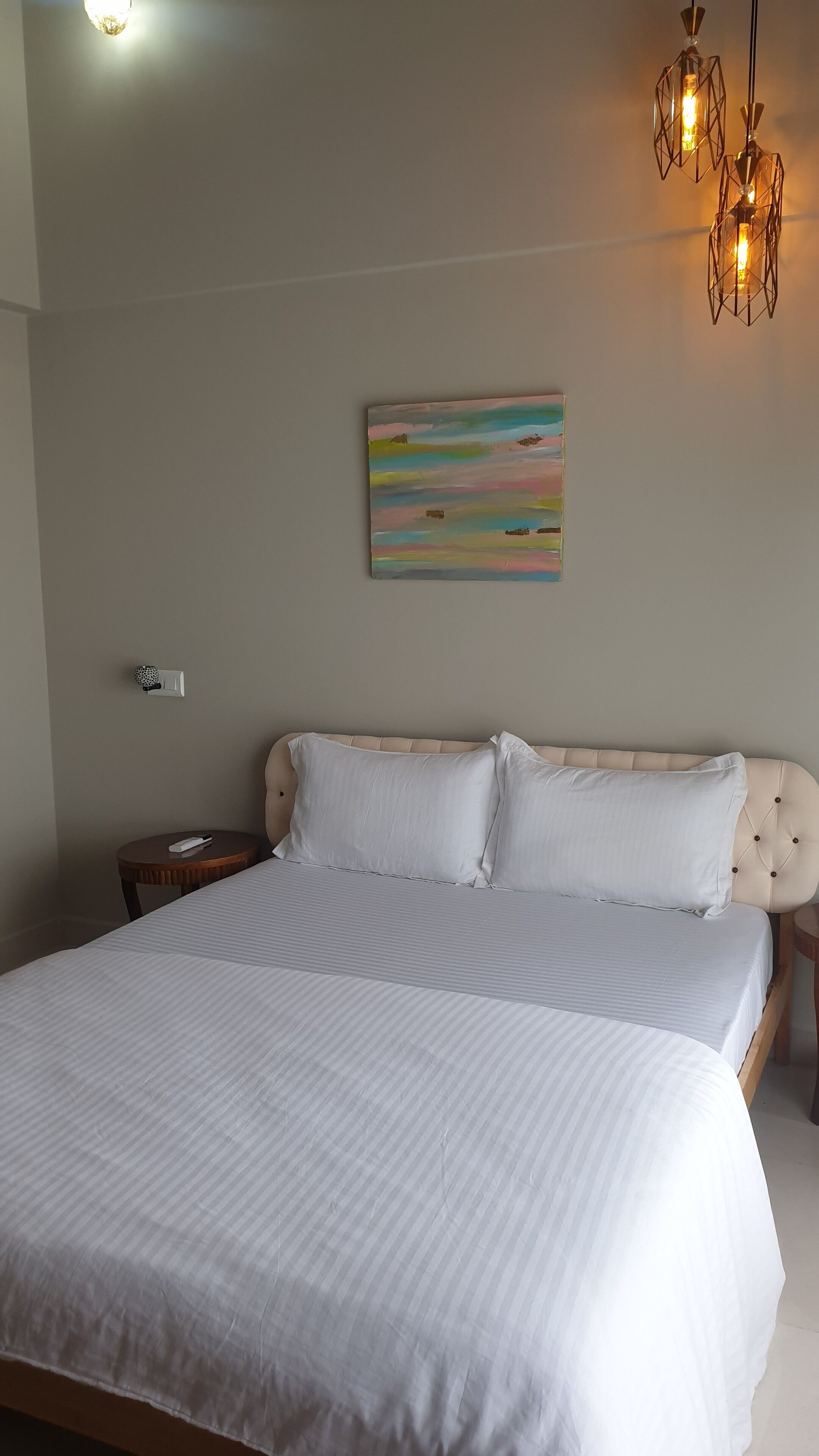 Gorgeous 2bhk Riverview Apartment, Candolim, Goa