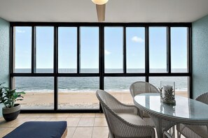 Dining - Oceanfront 1 Bedroom, Pool, Ocean & Bay Views (Ocean City)