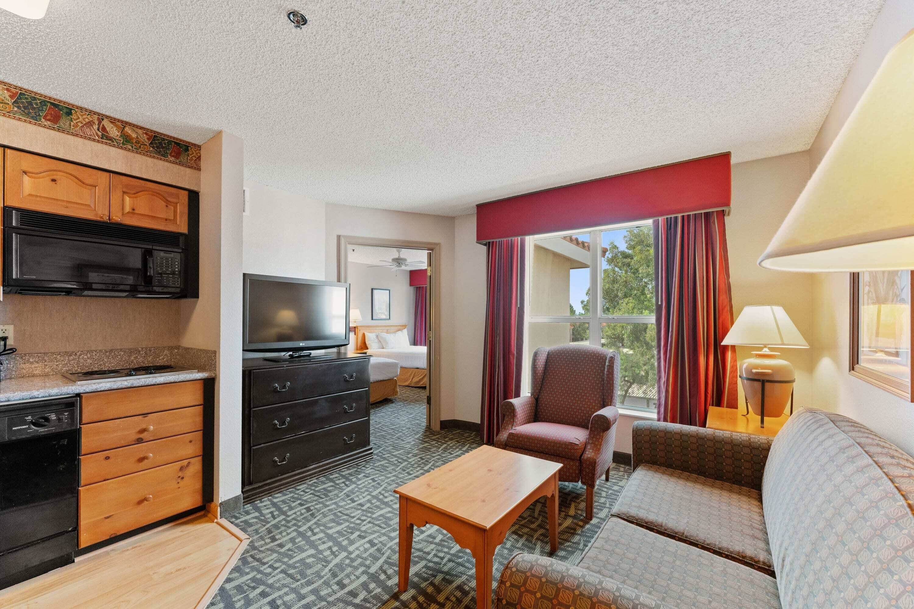 Scottsdale 1 bd 1 ba furnished apt 2 beds No Pets