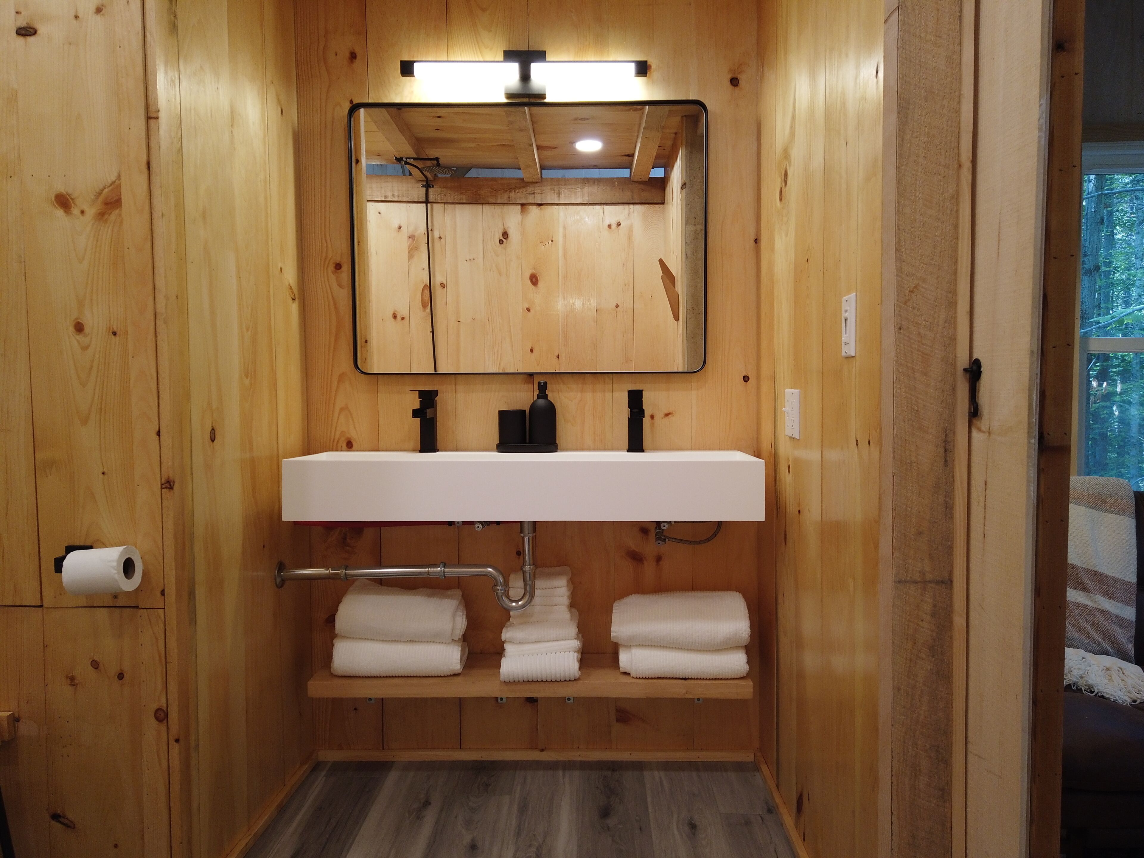 Bathtub