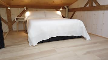 2 bedrooms, desk, free WiFi