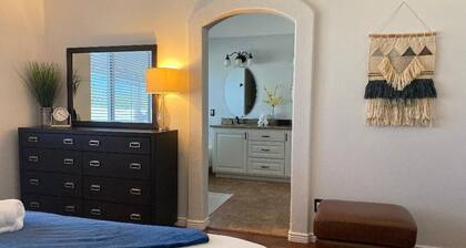 Purified pool-private back yard-family