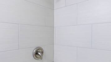 Dusj på badet