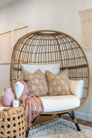 Interior - Promenade | 3BR | BBQ, Fire Pit | Near the Beach!! (Sylvan Lake)