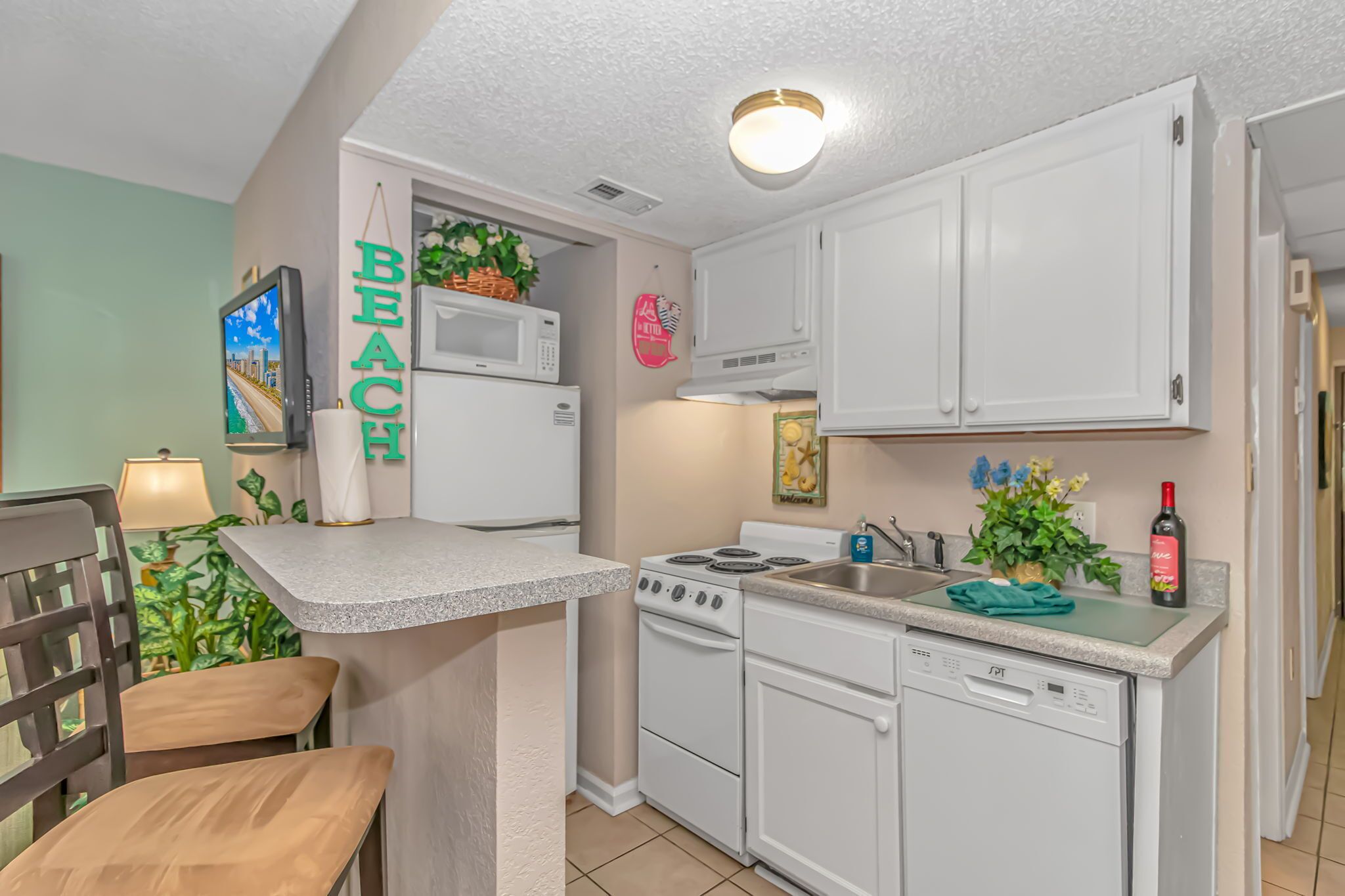 5th Floor Ocean View King Suite!  Meridian 507 - Perfect for 2-4 guests!