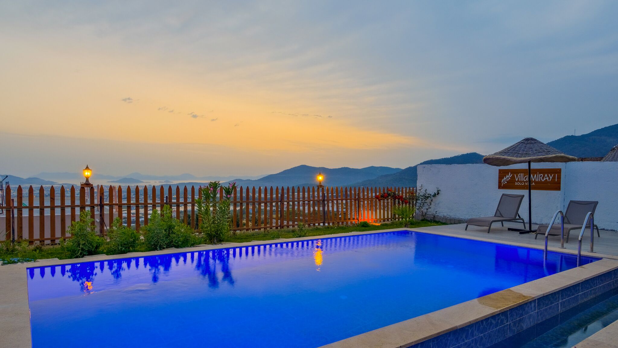 luxury jacuzzi villa with private pool