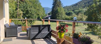 Renovated "La dépendance" a stone's throw from Meyrueis ideal setting for up to 7 people