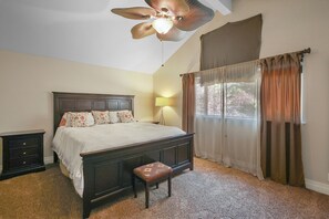 4 bedrooms, desk, free WiFi, bed sheets - Casa de Lodi - Cozy Home Close to Vineyards (Lodi)