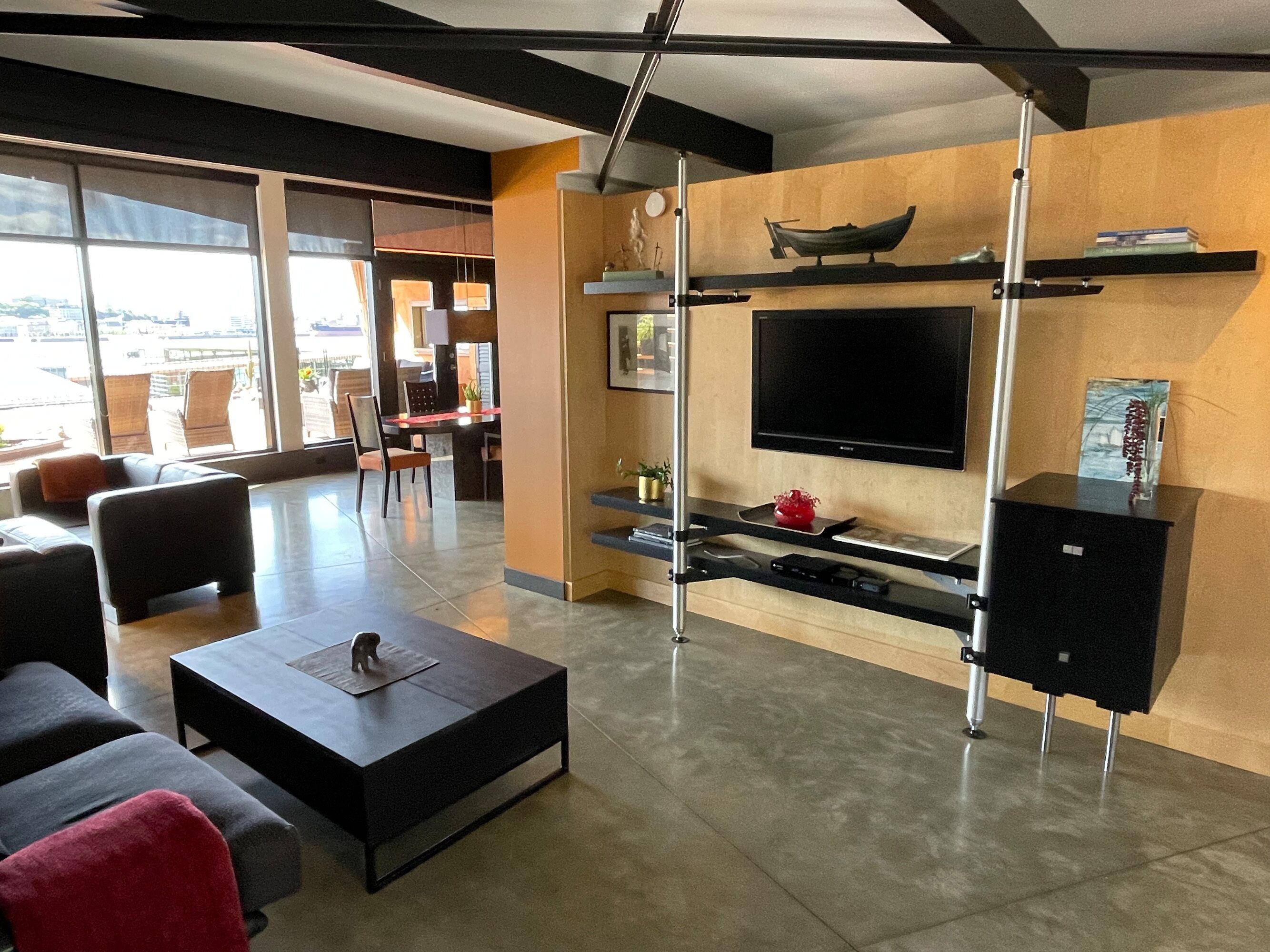 The St-Louis Penthouse