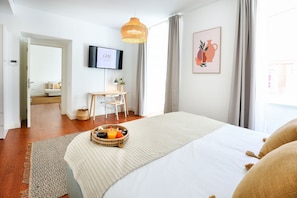 1 bedroom, in-room safe, iron/ironing board, free WiFi