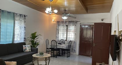 Cute and Cozy family home for short and long stays