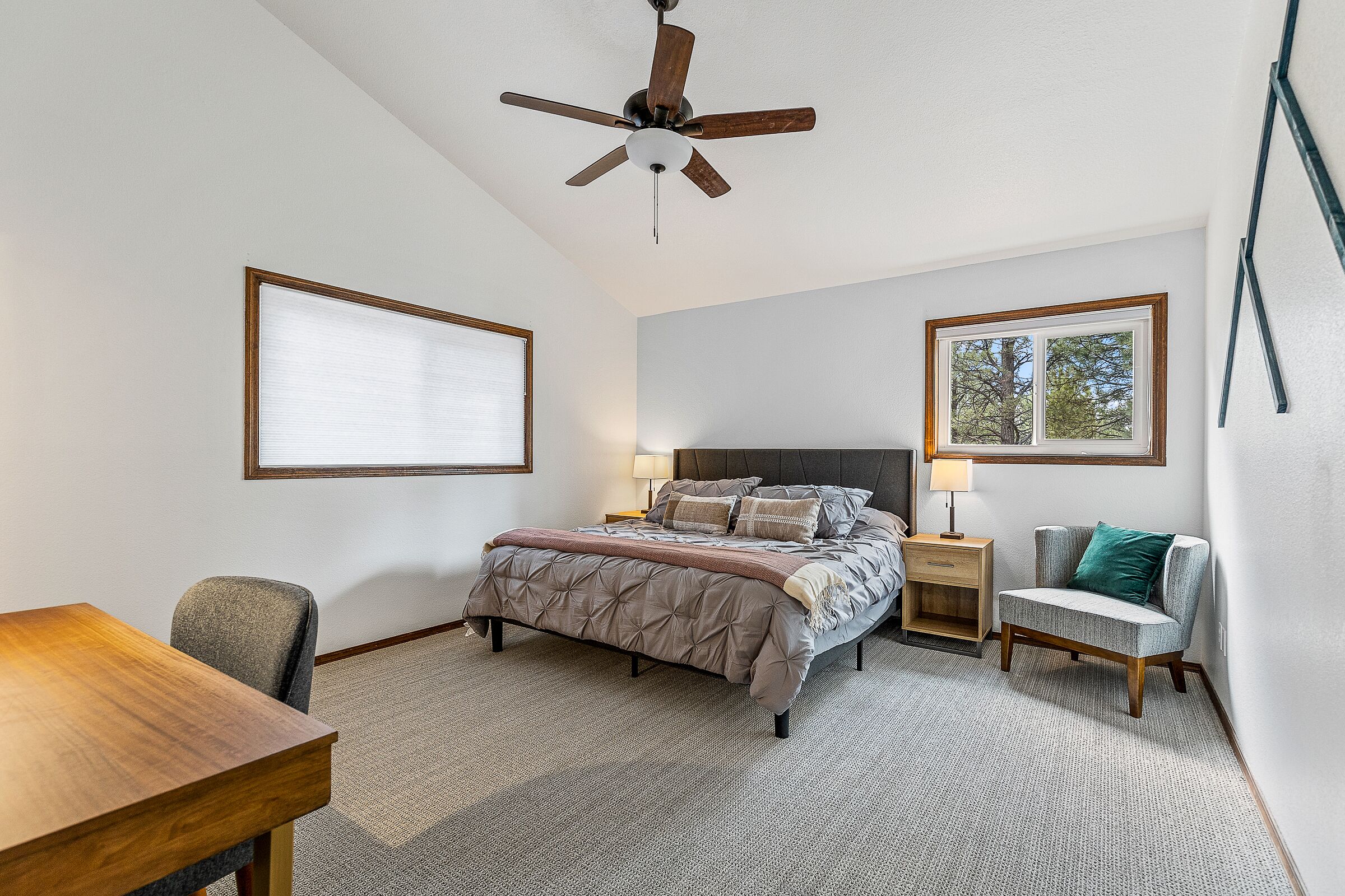 Remodeled Town Home in the Pine Trees