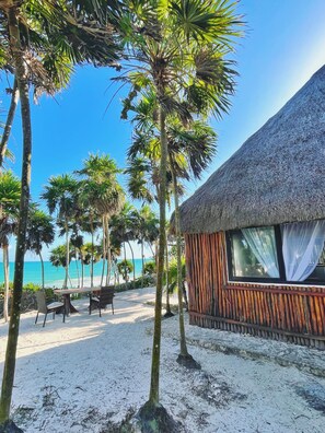 Property grounds - Beautiful cottage in front of the sea. Tulum. (Tulum)