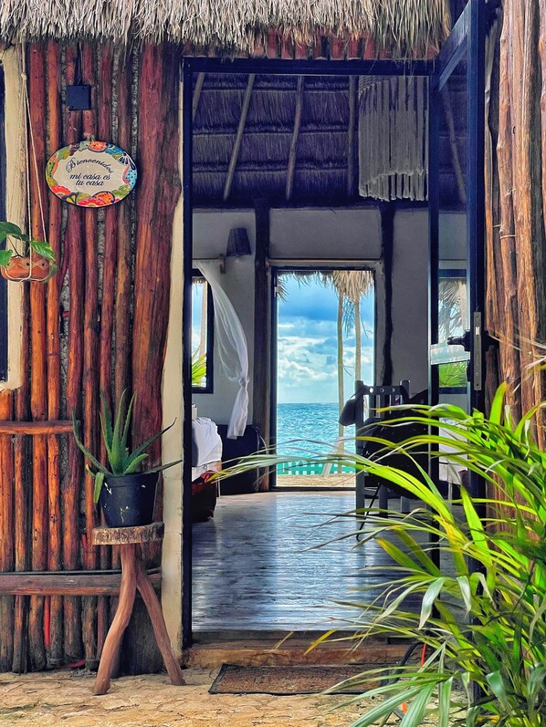 Interior - Beautiful cottage in front of the sea. Tulum. (Tulum)