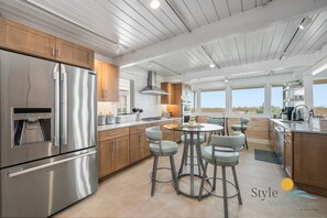 Fridge, microwave, oven, stovetop - AMAZING OCEANFRONT 3 BD-3 BATH SLEEPS 8 -HARVEY CEDARS-LBI-NJ  (Harvey Cedars)