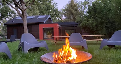 Magnificent lodge in the Fontainebleau forest