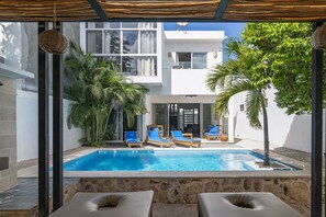 Outdoor pool - Spacious Jungle Home - All Inclusive services available (Tulum)