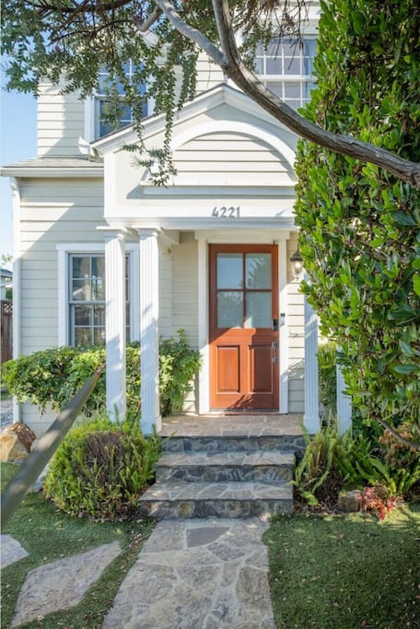 Exterior detail - 4221 · Urban oasis in Hillcrest/Mission Hills (San Diego)