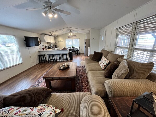 Smart TV, streaming services