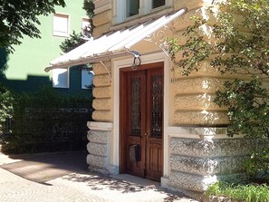 Dettaglio esterni