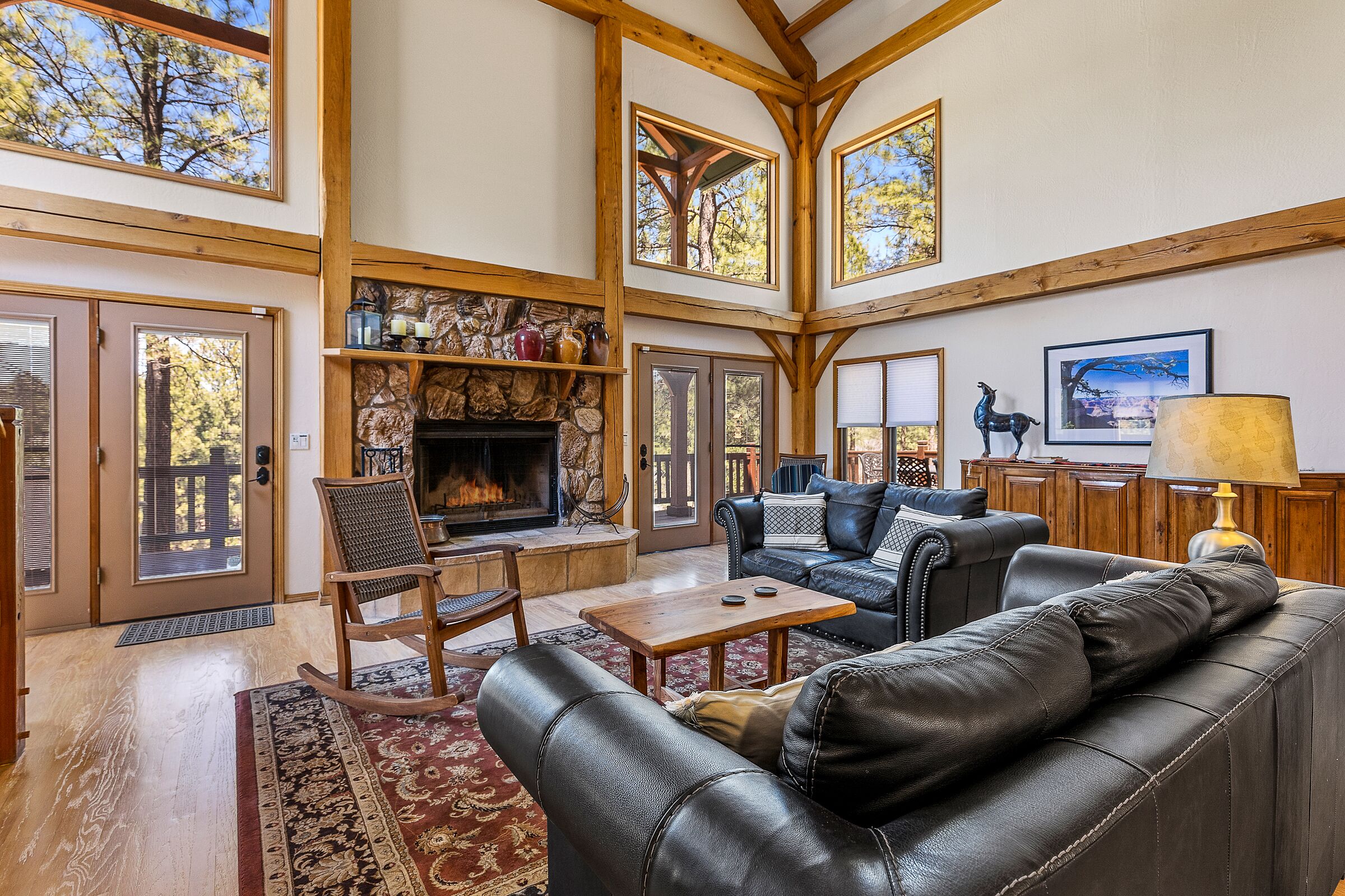 Ironwood Urban Lodge w/ Hot tub