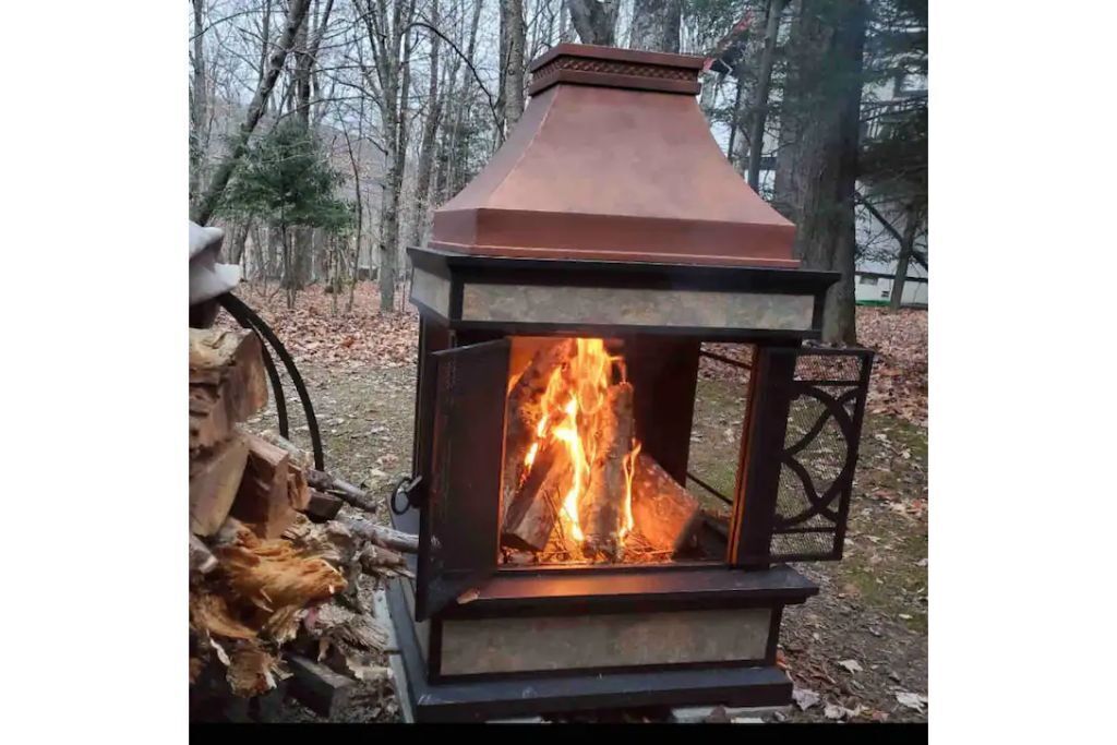 You may never want to leave hot tub & fireplace