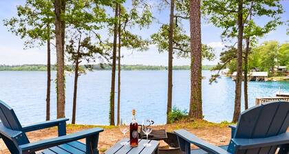 Cozy Cedar Waterfront Cabin 10 on Toledo Bend