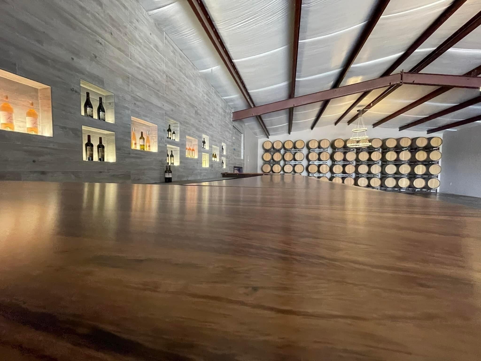 Event center- stylish 3000 sf barn with huge bar overlooking vineyard
