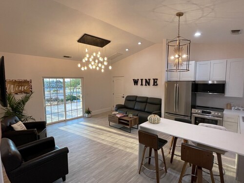 2 bedroom, 2 bath winery home (2 avail) 