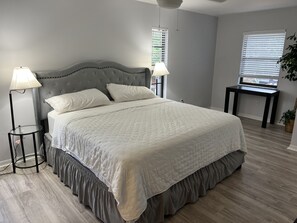 3 bedrooms, iron/ironing board, free WiFi, bed sheets