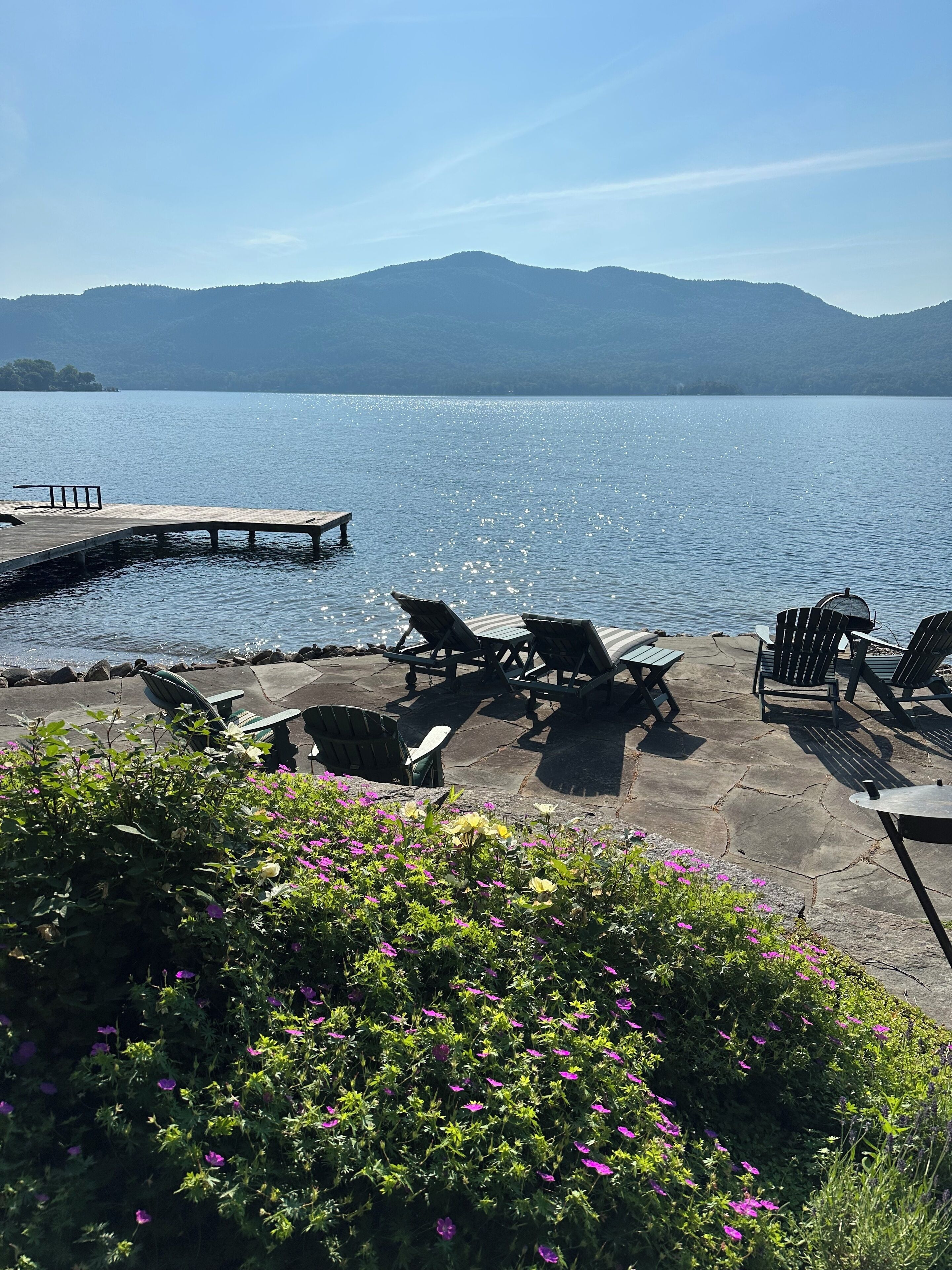 Lake George lakefront- 300ft private shoreline, modern update w/ view, new host