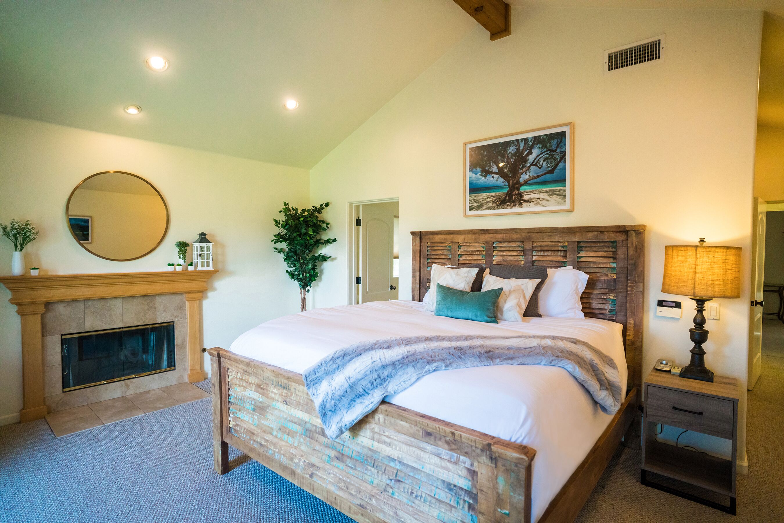 The Vista Malibu Mountaintop Retreat Villa & Garden