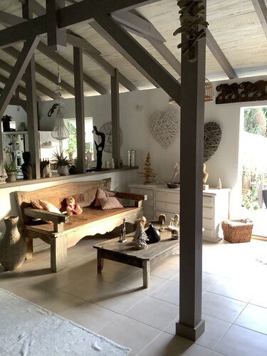 PROMO: CHARMING POOL VILLA LES TROIS ILETS 3 bedrooms sleeps 8. WATCH 