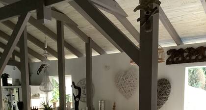 PROMO: CHARMING POOL VILLA LES TROIS ILETS 3 bedrooms sleeps 8. WATCH